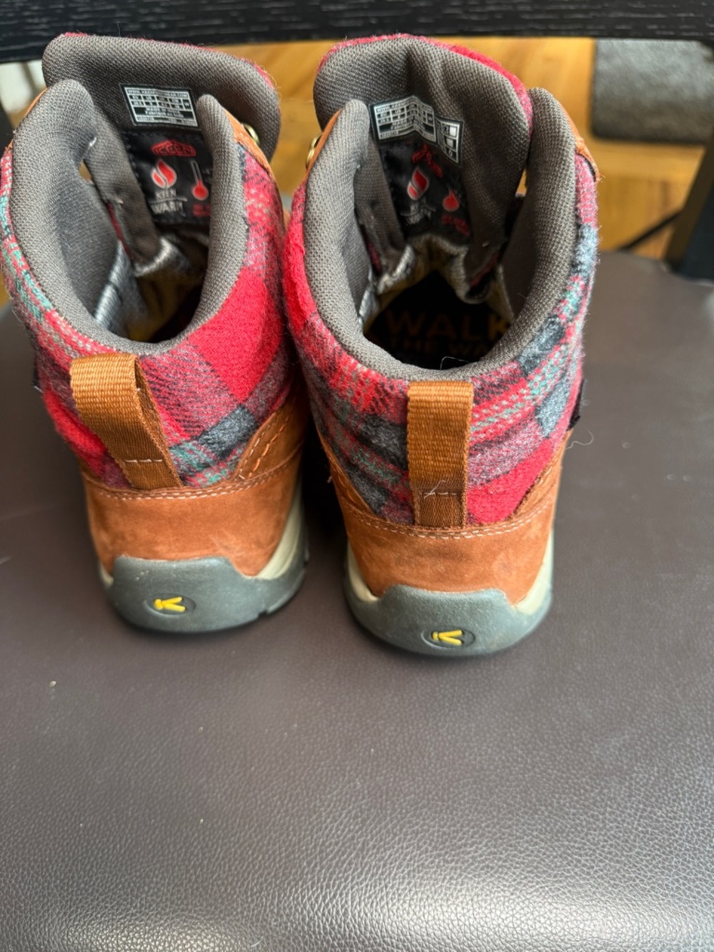 KEEN Kaci III Winter Mid Waterproof Boots Tortoise Shell Red Plaid Size 9 - Picture 4 of 6